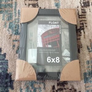 NWT black floating picture frame